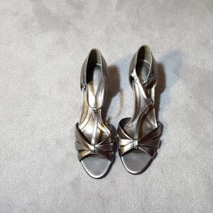 Naturalizer N5 Comfort Princeton Silver Sandals